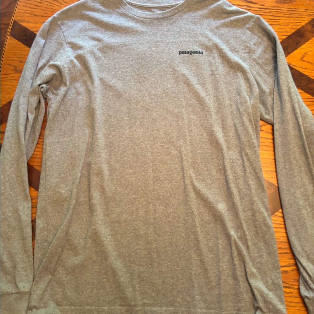 Patagonia Gray Long Sleeve Tee Classic